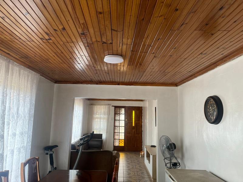 2 Bedroom Property for Sale in Kwa Nobuhle Eastern Cape
